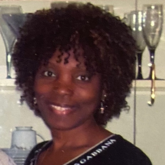 Meet your Posher, Burna - Picture 1 of 11